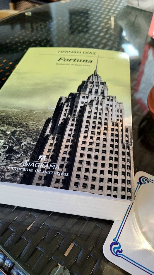 ‘Fortuna’ de Hernán Díaz. Cuatro libros en uno. Tres historias en dos. Una pareja en tres.